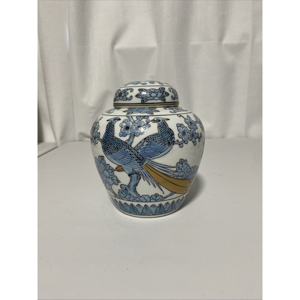 Vintage 22k Gold Imari Ginger Jar Blue Peacock Hand Painted Japan 7"